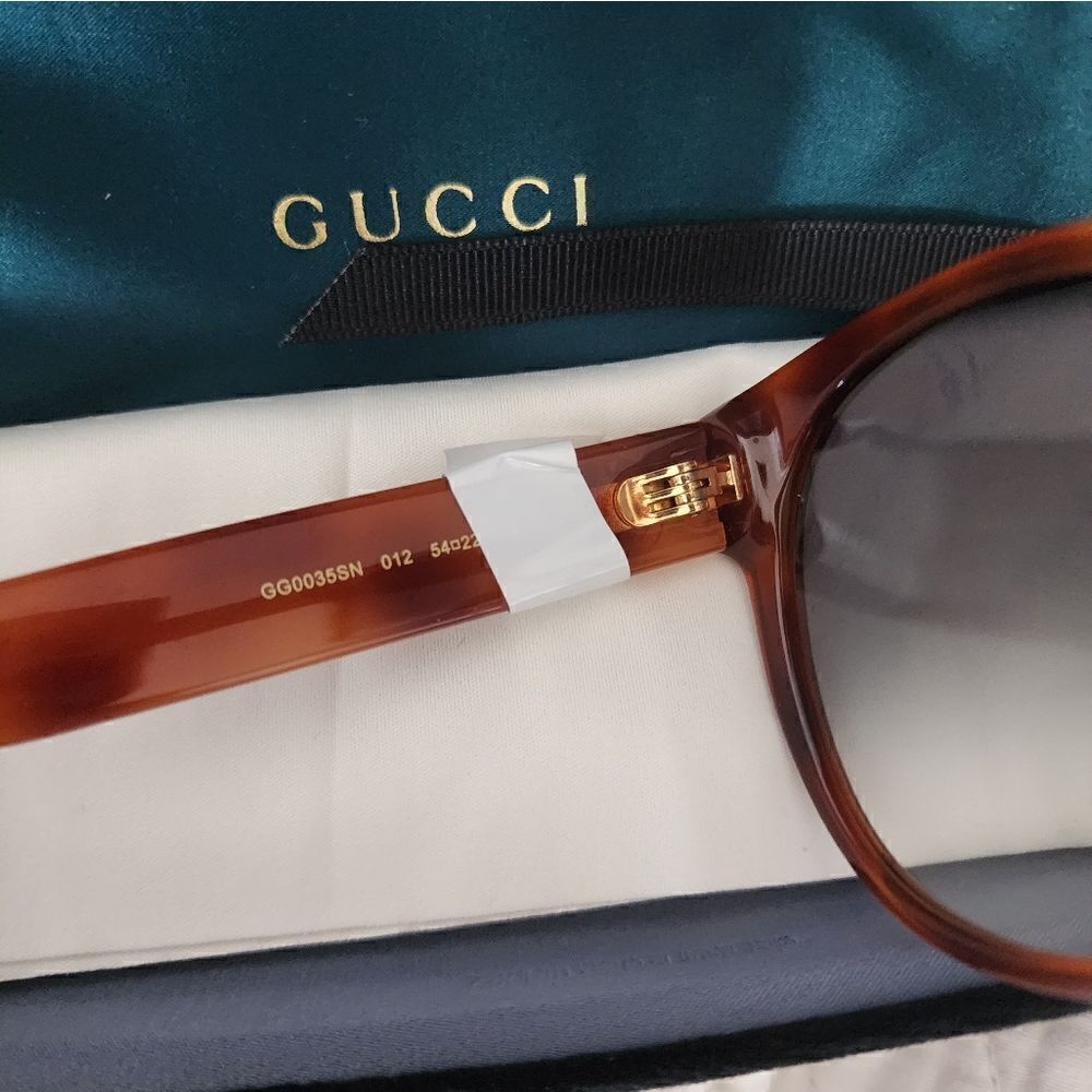 Gucci sunglasses new in case - Picture 10 of 12